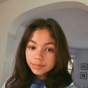 Meet your Posher, Lainey